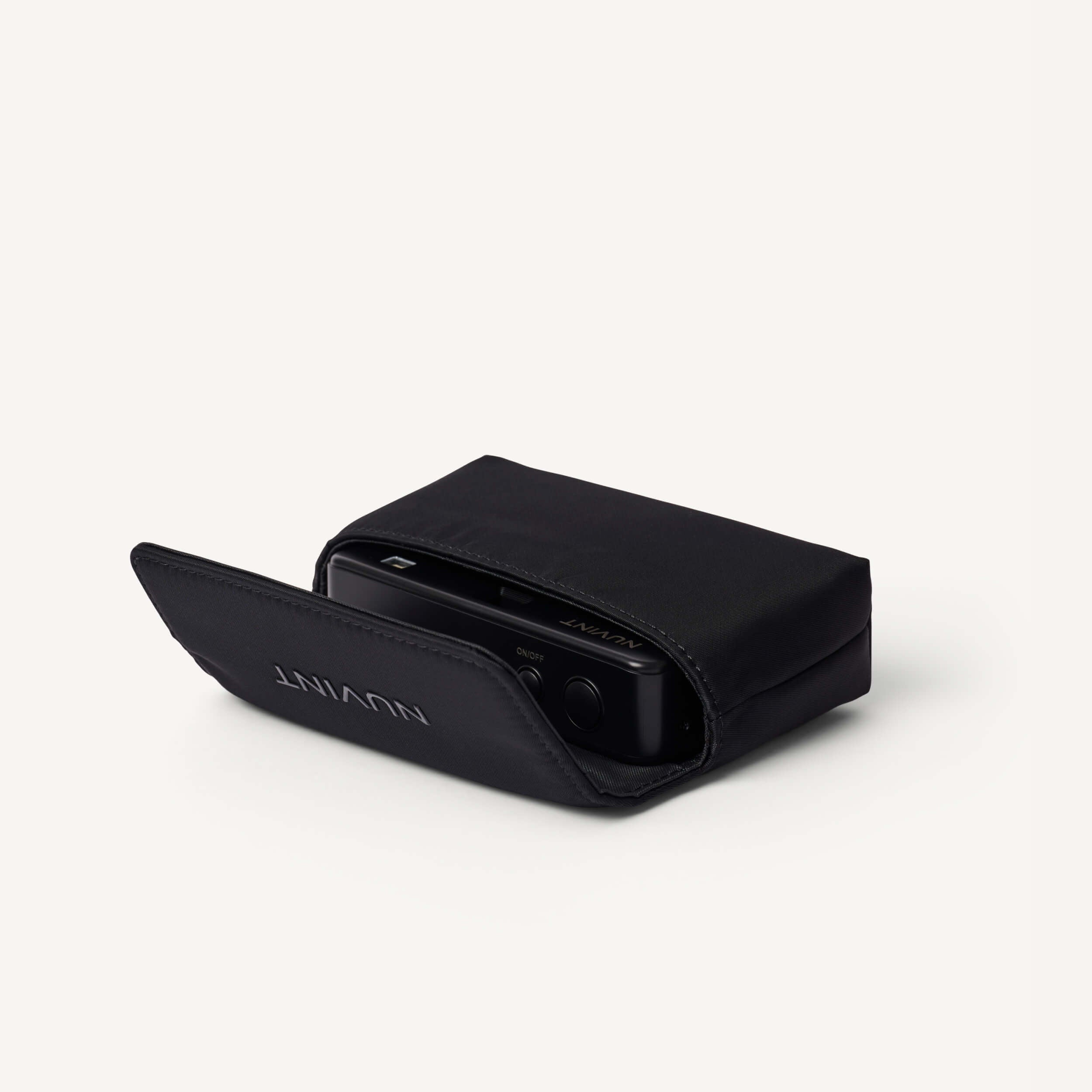 Travel Case mit Magnetverschluss - Black Edition